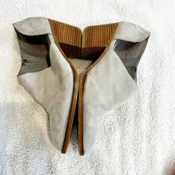 Shellys London Gray Suede Bootie Women 10 Ankle Boots Cut-Out Heeled Pointed Toe - Picture 10 of 11